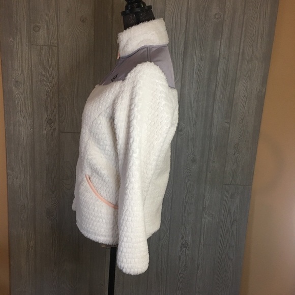 Girls Reebok Furry Jacket Size 14/16 - Picture 4 of 8